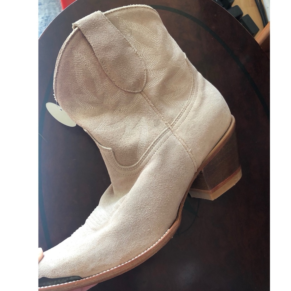 Idyllwind Pink Suede Wheels Western Booties, 11B - Picture 7 of 16